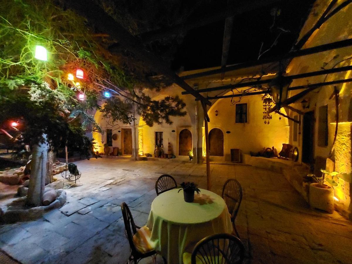 Armesos Cave Hotel Urgup Exterior photo