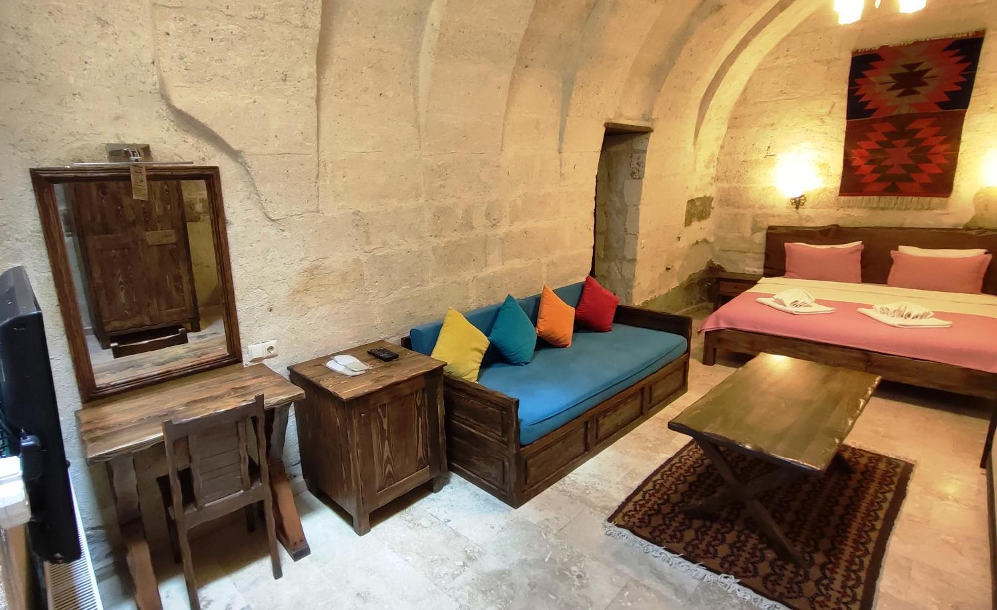 Armesos Cave Hotel Urgup Exterior photo